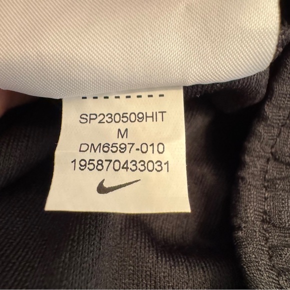 Nike Dri-Fit Black Joggers with Elastic Waistband and Athletic Cut Size Medium - Picture 7 of 9